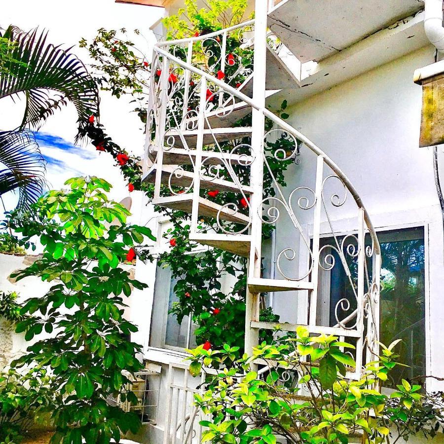 Residence Archange Pointe Noire Exterior photo